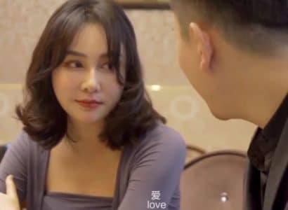 Cô dâu sắp cưới gặp bạn trai cũ ở reunion rồi lẻn vào khách sạn địt nhau cuồng nhiệt